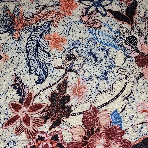 KNOX ROSE Flowy Floral Patterned Blouse - Picture 7 of 8